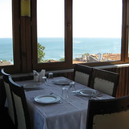 Hotel Abella 3*