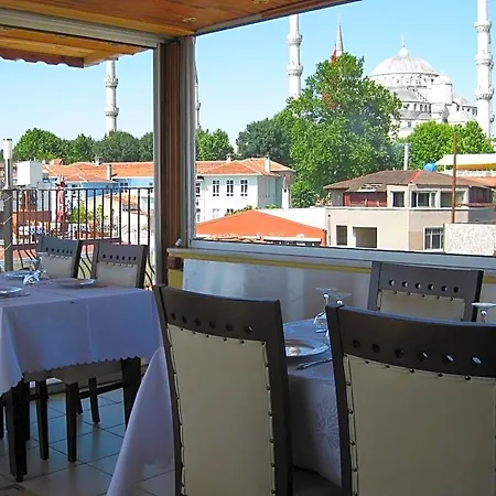 Abella Hotel 3*