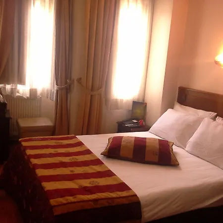 Hotel Abella 3*