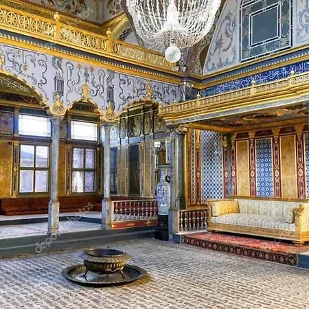 Abella Hotel 3*